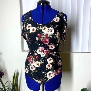 Black Floral Bodysuit cut out shoulder sleeves